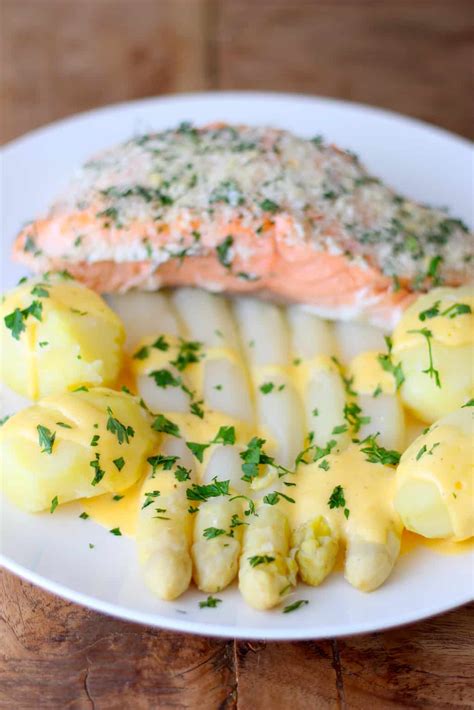 koolhydraatarm recept met asperges en zalm